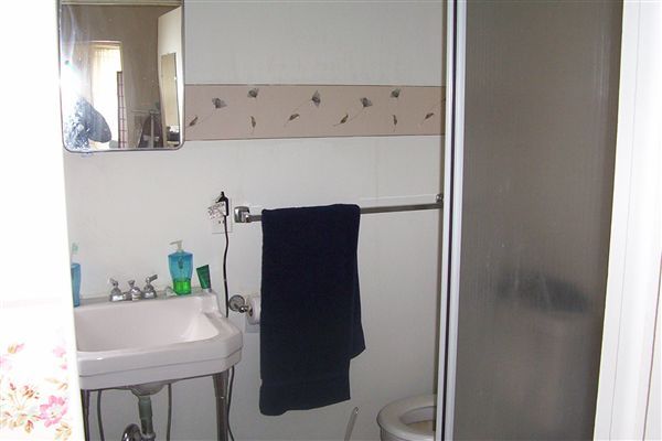 Foto del edificio - 1 br, 1 bath Apartment - 815 E Ann St Apt #3