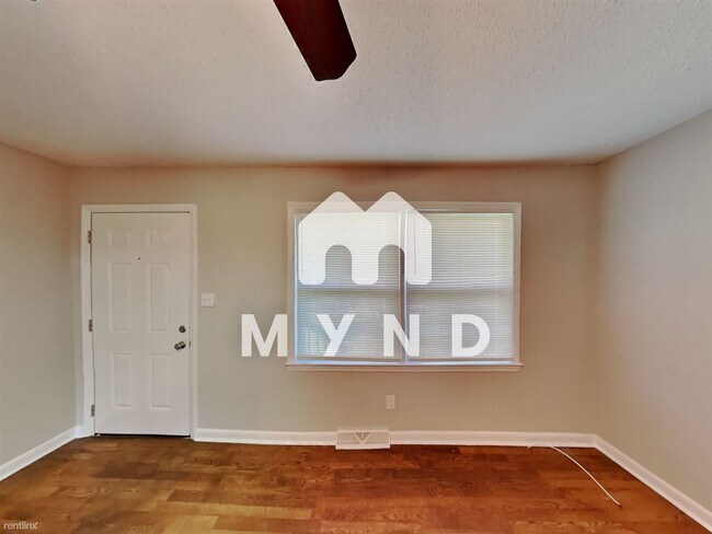 Building Photo - 3 br, 2 bath House - 1835 Mountainbrook Dr