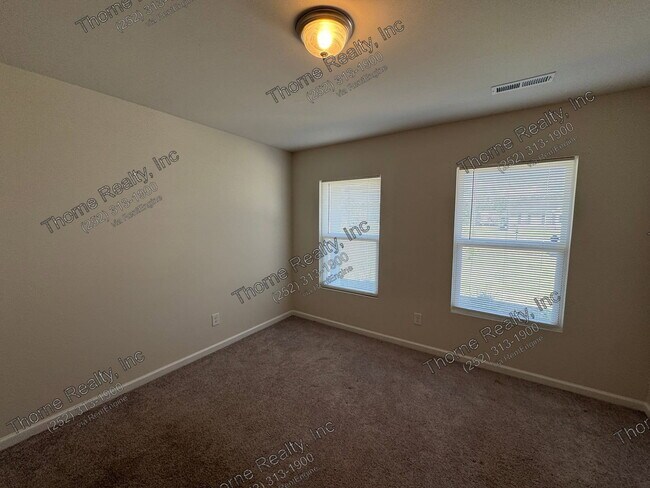 Foto del edificio - 1220 Hope Farm Dr