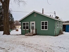 Building Photo - 10330 Midland Rd