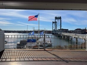 Building Photo - 4 Island Ave