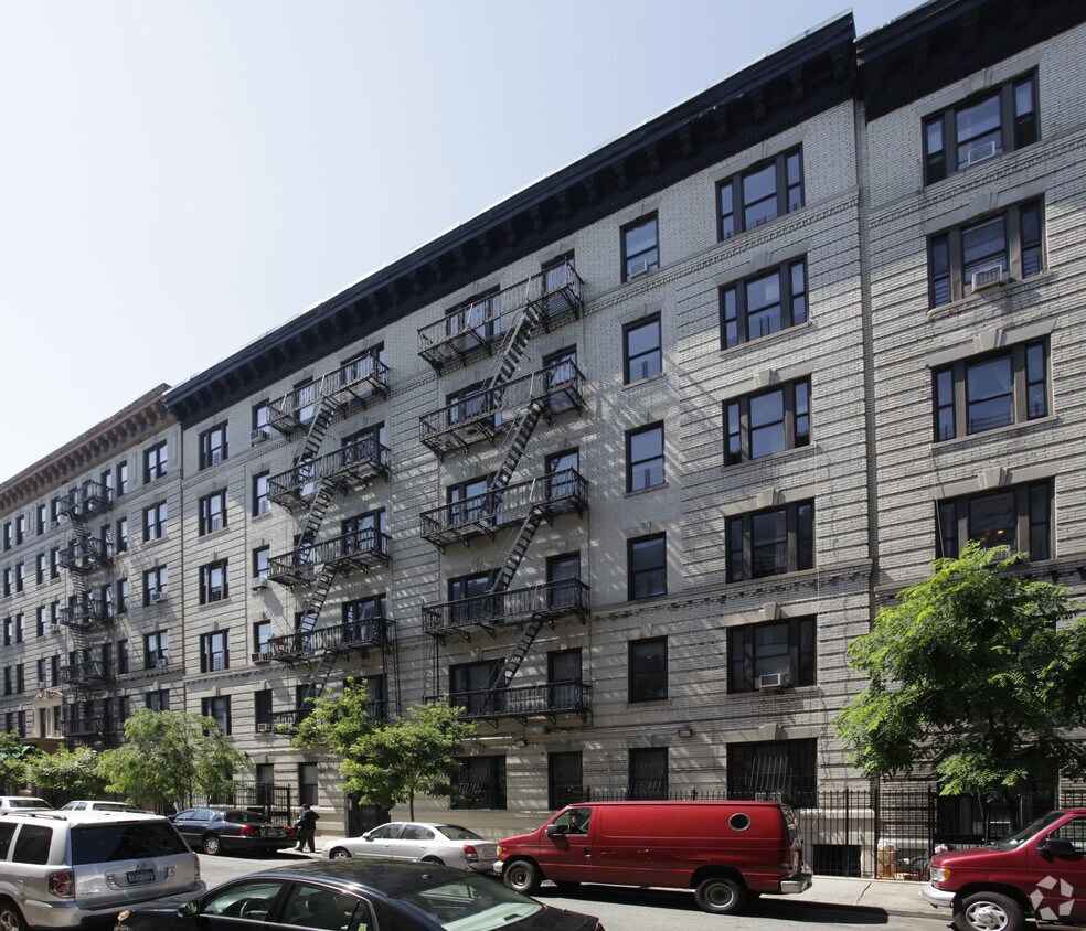 Primary Photo - 520 W 144th St