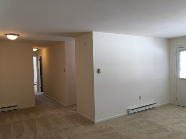Foto del edificio - 340 College Manor Ave