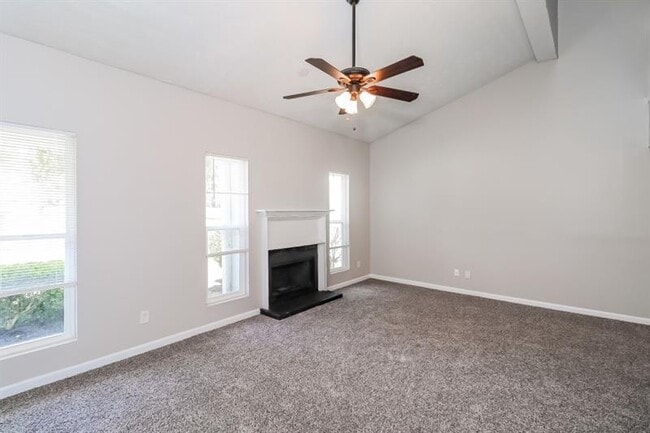 Building Photo - 3824 London Dr