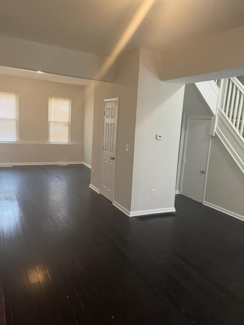 Foto del edificio - 1731 E 25th St