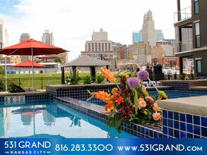 Stunning two-level pool - 531 Grand