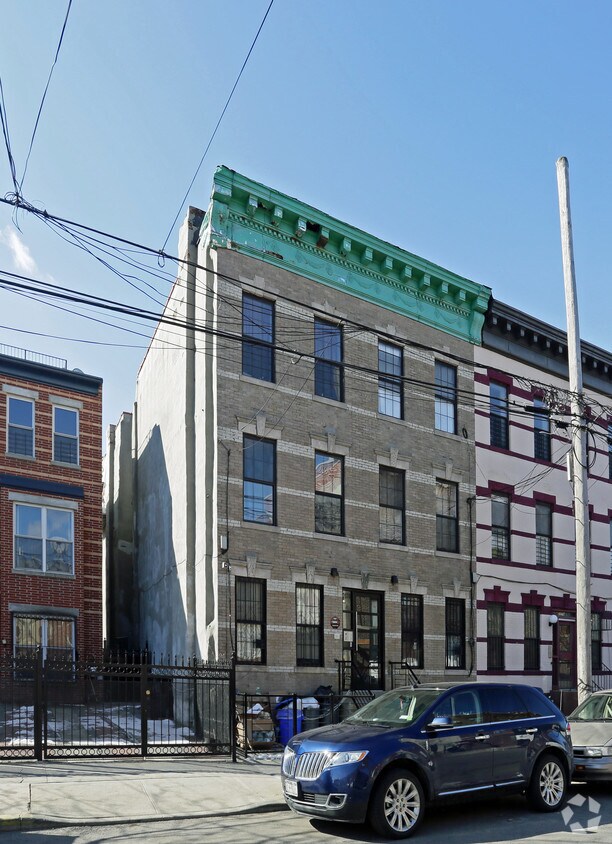 2076 Dean St, Brooklyn, NY 11233 Apartments Brooklyn, NY