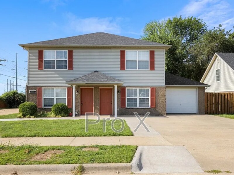 Primary Photo - 3301 SW Victoria Pl