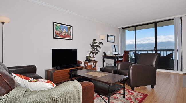 Photo du bâtiment - Seaside Plaza