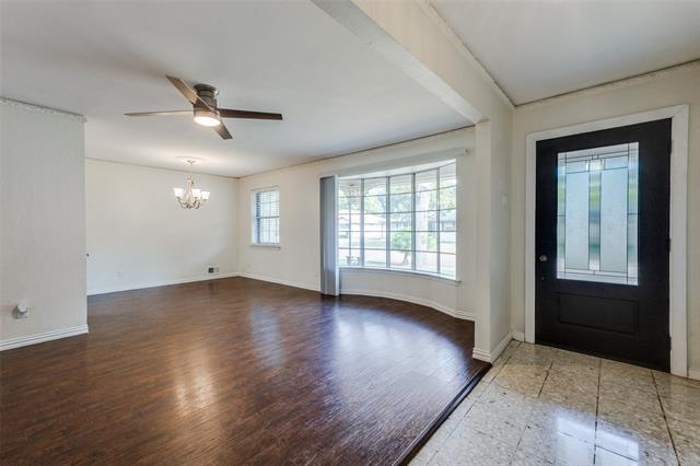 Foto del edificio - 5824 Twineing St