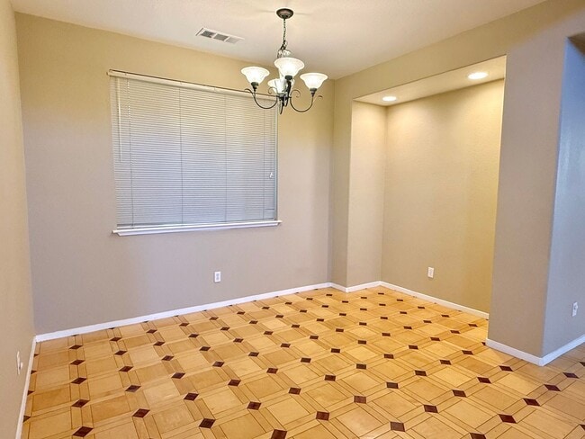 Building Photo - COMING SOON!| $3,750/ 3 BR – BEAUTIFUL ARDENWOOD HOME IN PRIME FREMONT LOCATION!