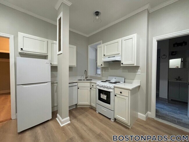 Foto del edificio - 1193 Commonwealth Ave