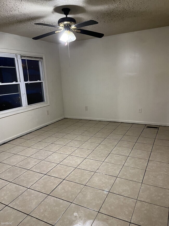 Building Photo - 3 br, 1 bath House - 5229 Rucks Road