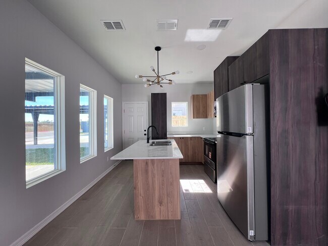 Foto del edificio - 2900 S Links Dr