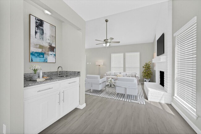 Wet bar - 1211 Sand Stone Dr