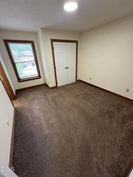 Foto del edificio - 3510 Ivy Commons Dr