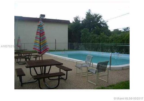 Foto del edificio - 5379 SW 40th Ave
