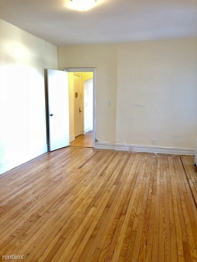 Building Photo - 1 br, 1 bath  - 3206 47th St