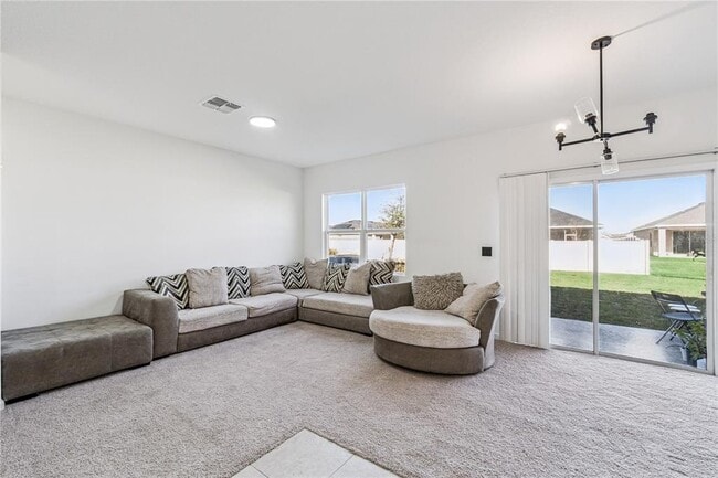 Building Photo - 5931 Chestnut Grv Pl