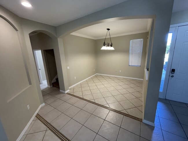 Building Photo - 13442 Purple Finch Cir