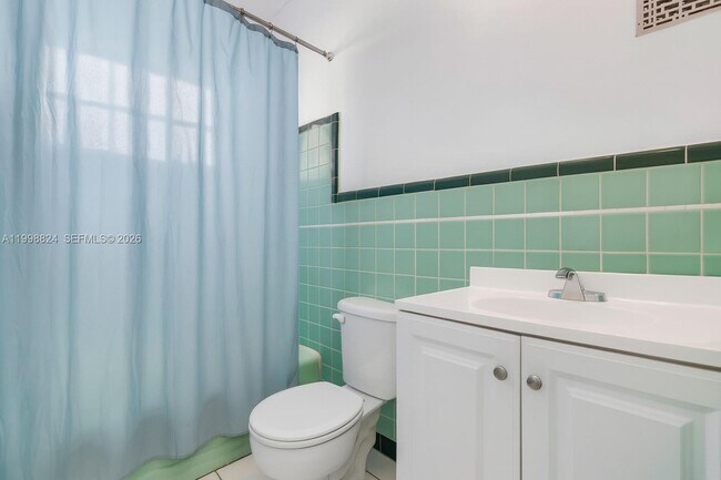 Foto del edificio - 635 8th St