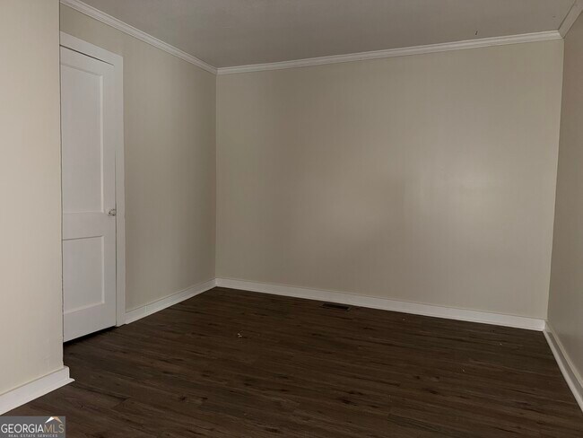 Foto del edificio - 1011 Walnut Ave SE