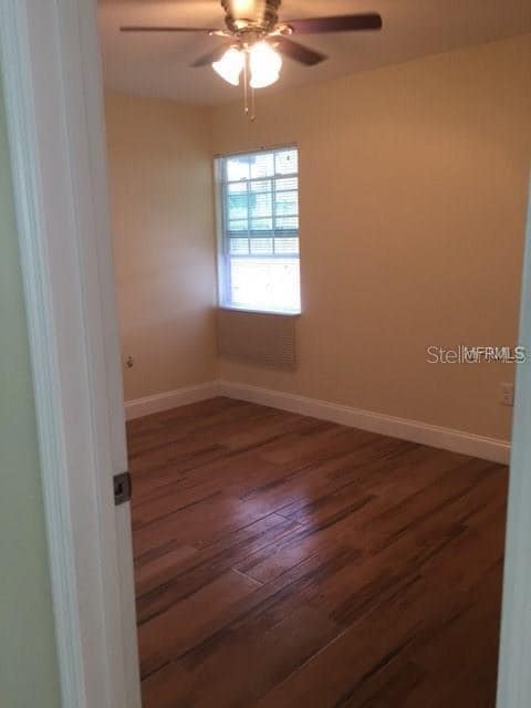 Building Photo - 1021 23rd Ave N