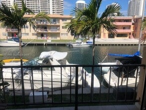 Building Photo - 3531 NE 170th St