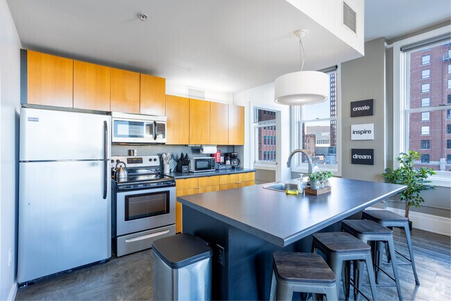 2BR, 1BA - 1105SF - Kitchen - The Fleming Building