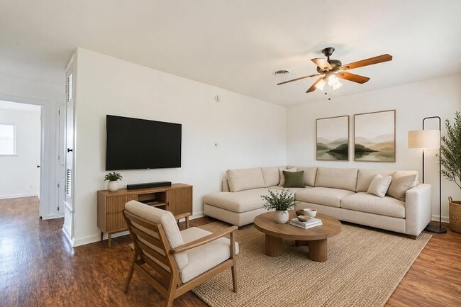 Building Photo - 1417 Braes Ridge Dr