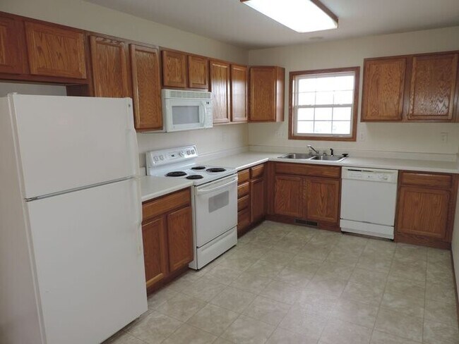 Foto del edificio - 2274 Holiday Rd