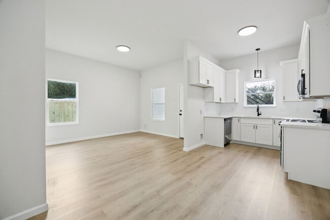 Foto del edificio - 301 Cartersville St