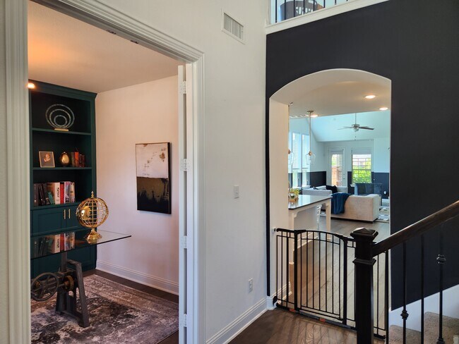 Building Photo - 4300 Indigo Lark Ln