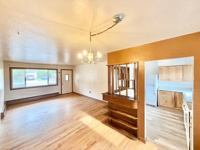Photo - 225 Elmwood Drive House