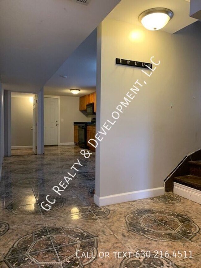 Foto del edificio - 2103 Elmwood Ave