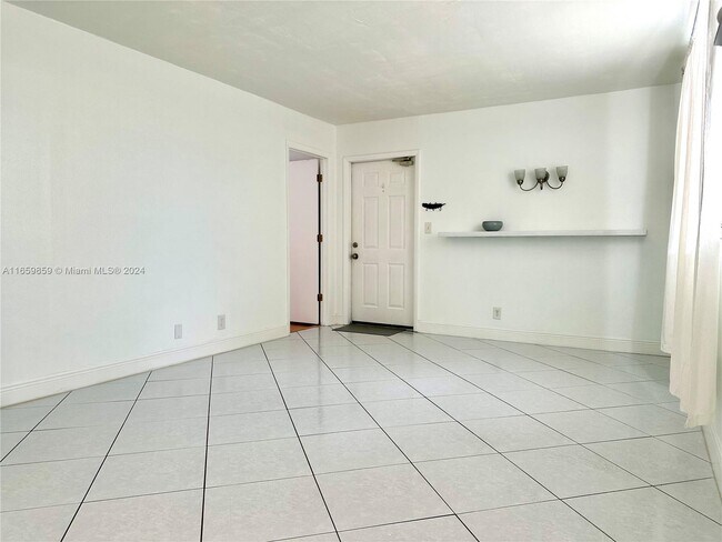 Building Photo - 3777 NW 78th Ave