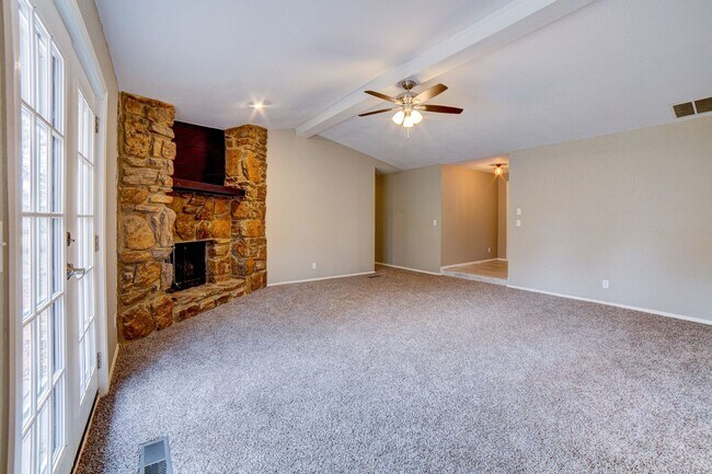 Foto del edificio - 3 Bed | 2 Bath | Tulsa | 1,511 SQFT