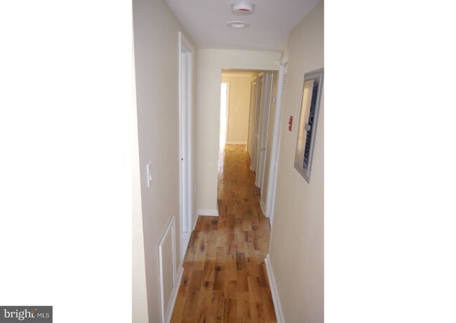 Foto del edificio - 1203 S 16th St