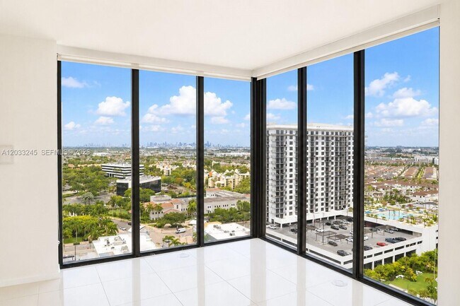 Foto del edificio - 5300 Paseo Blvd