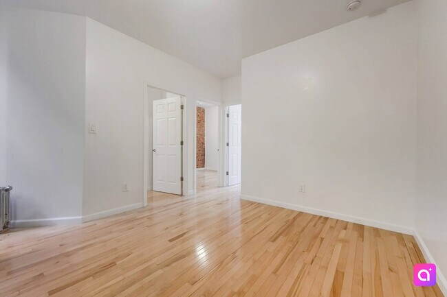Building Photo - 510 W 148th St