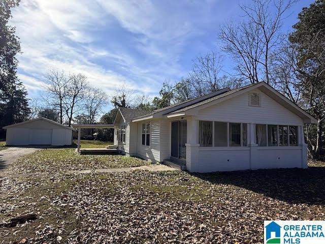 Building Photo - 2604 Walker Chapel Rd