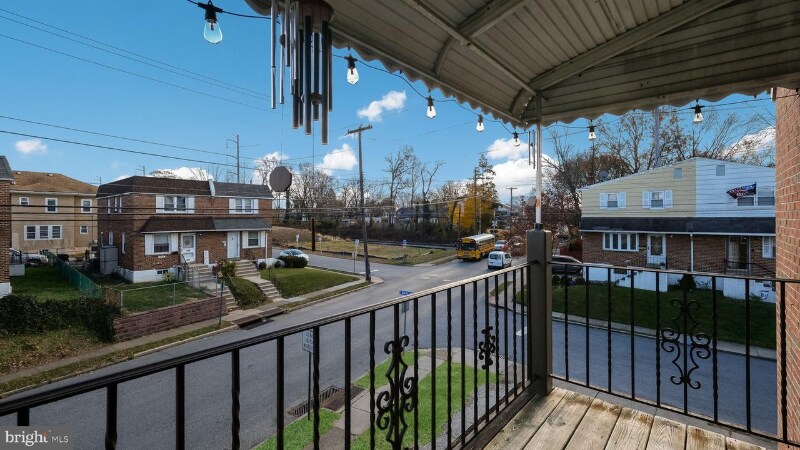 Photo - 300 W Ashland Ave