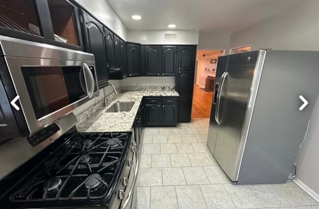 Foto del edificio - 228 S Hawthorne Ave