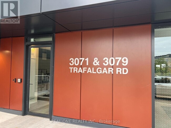 Building Photo - 3071 Trafalgar Rd