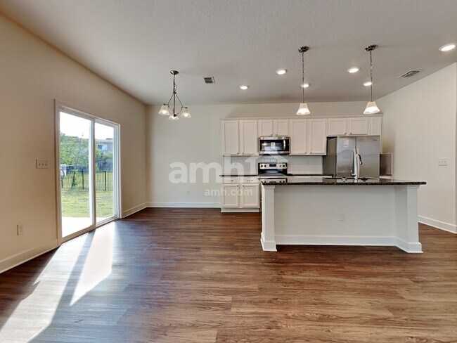 Building Photo - 8481 Highfield Avenue