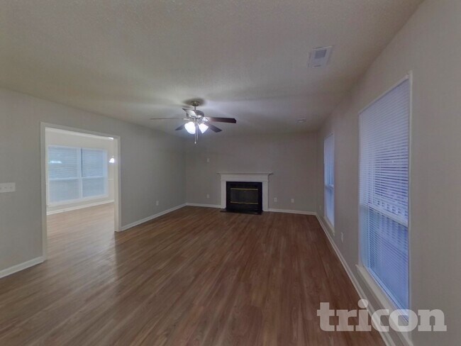 Foto del edificio - 9320 Amy Dr