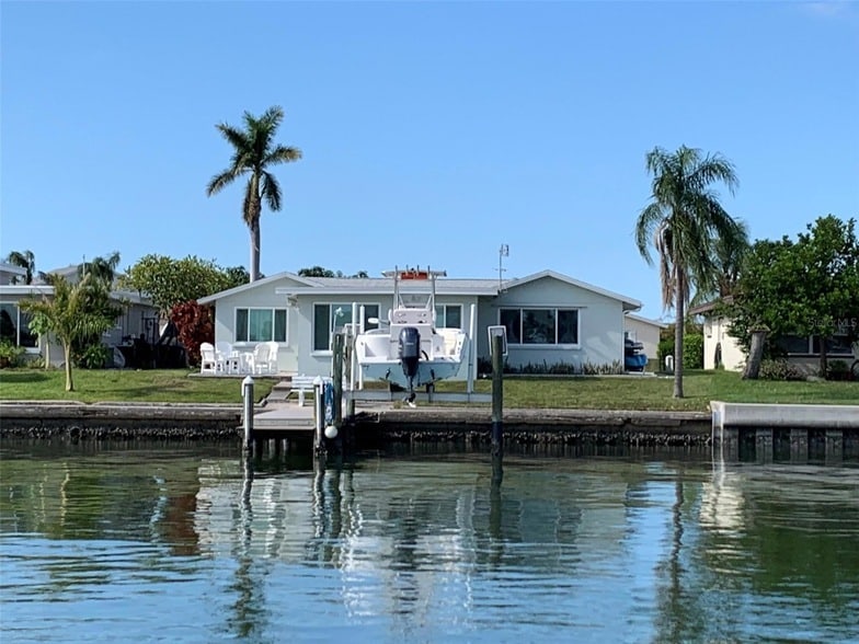Foto principal - 241 176th Ave E