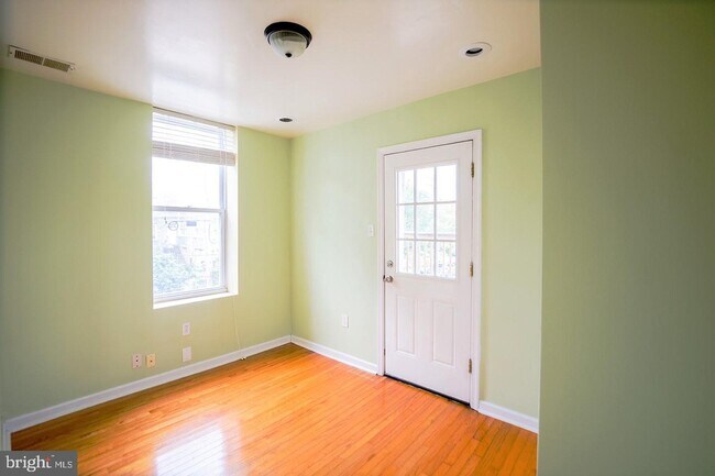 Foto del edificio - 730 S 19th St