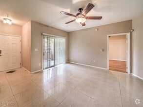 Building Photo - 2291 W Horizon Ridge Pkwy
