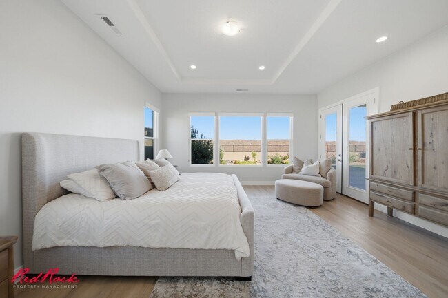 Foto del edificio - 4 Bedroom Home with Gorgeous Views